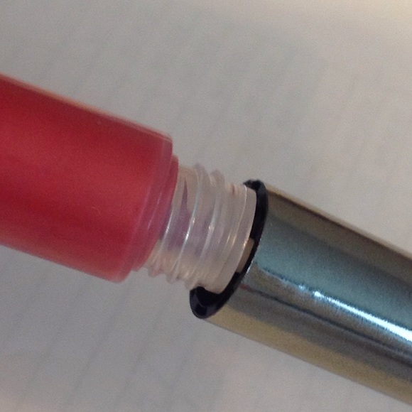 MAC Cosmetics Chromeglass: AUTO DE FEMME. RARE NEW - Picture 4 of 4